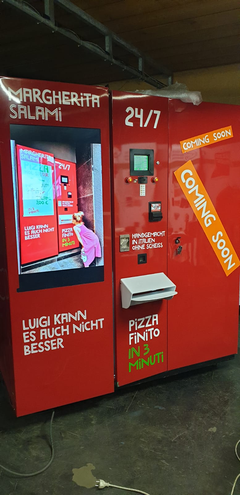 New Pizza Vending Machine